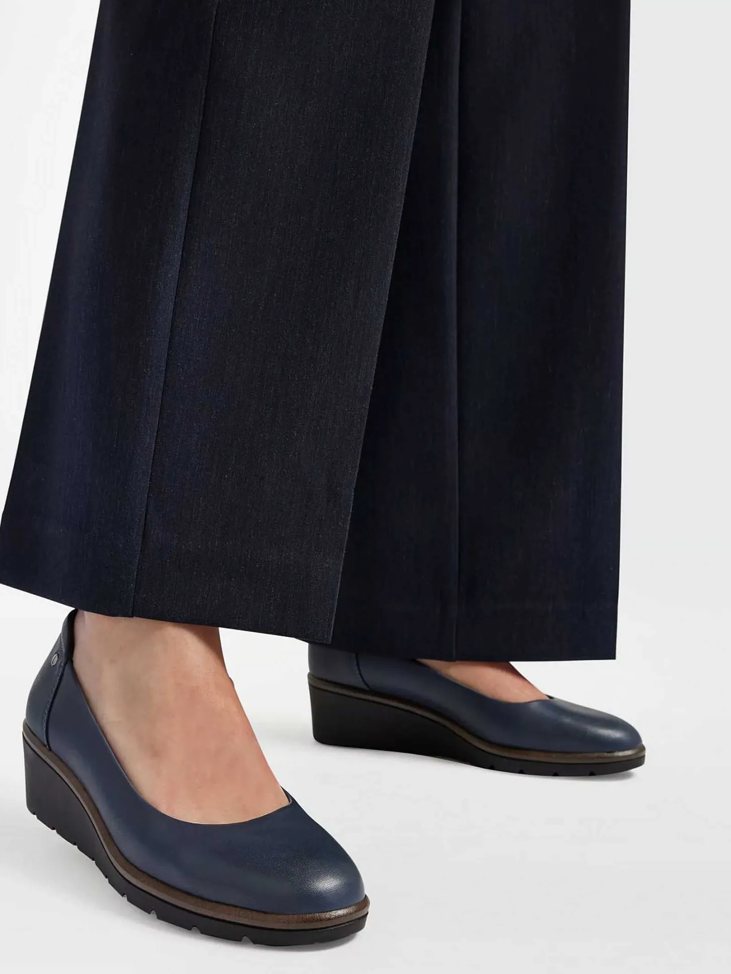 Best Donkerblauwe Pump Sleehak Dames Pumps