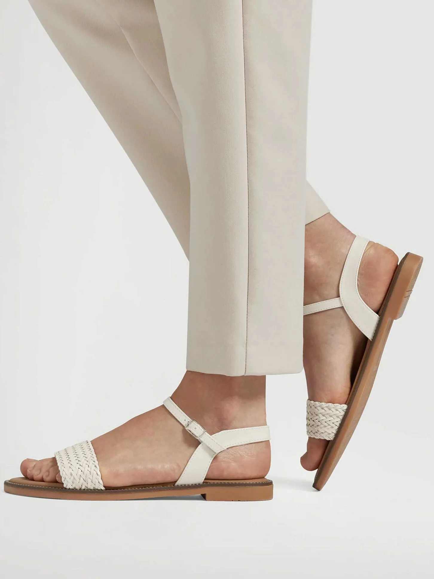Outlet Witte Sandaal Gevlochten Dames Sandalen