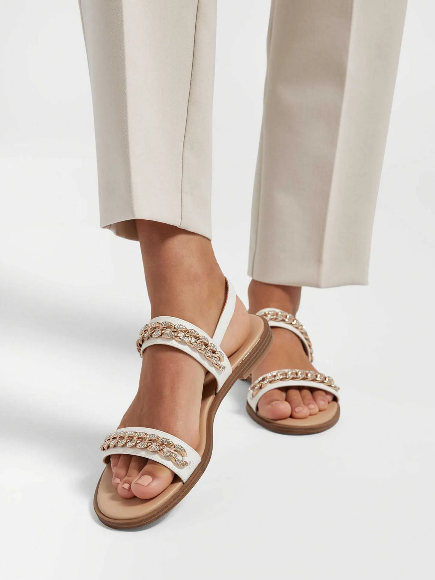 Best Witte Sandaal Sierketting Dames Sandalen