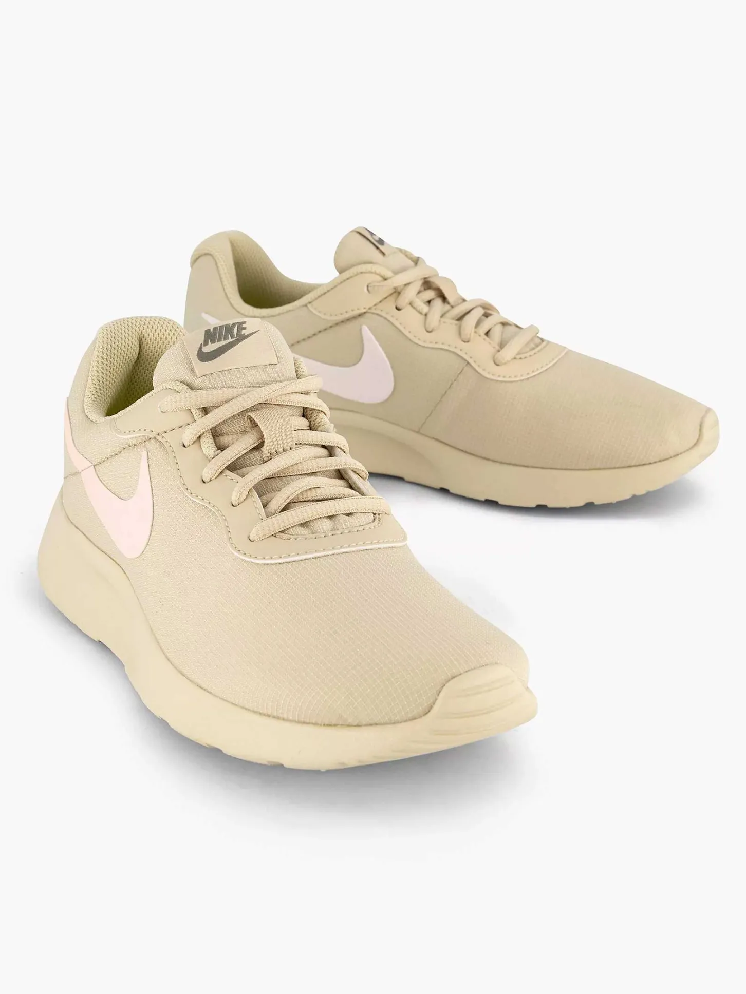 Hot Zandkleurige Tanjun Refine Dames Sneakers